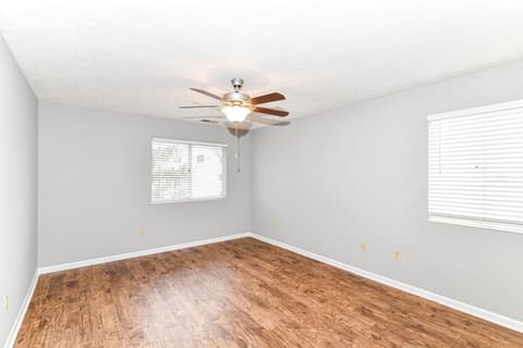 Photo of 1059 Timber Creek Dr, Carmel, IN