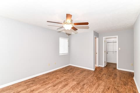 Photo of 1059 Timber Creek Dr, Carmel, IN