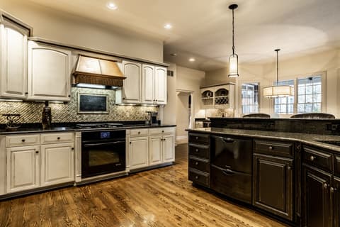 Photo of 1837 Blore Heath, Carmel, IN