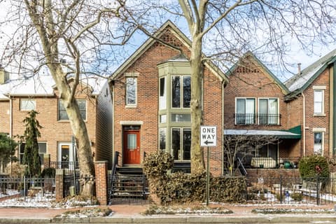 326 N East Street