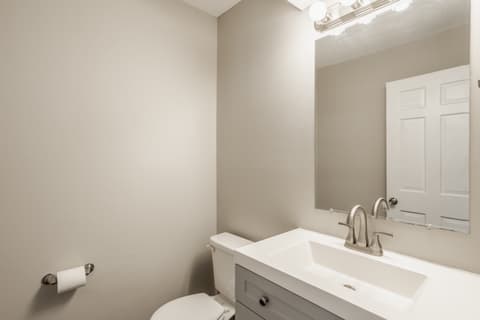 Photo of 117 Carmelaire Drive, Carmel, IN