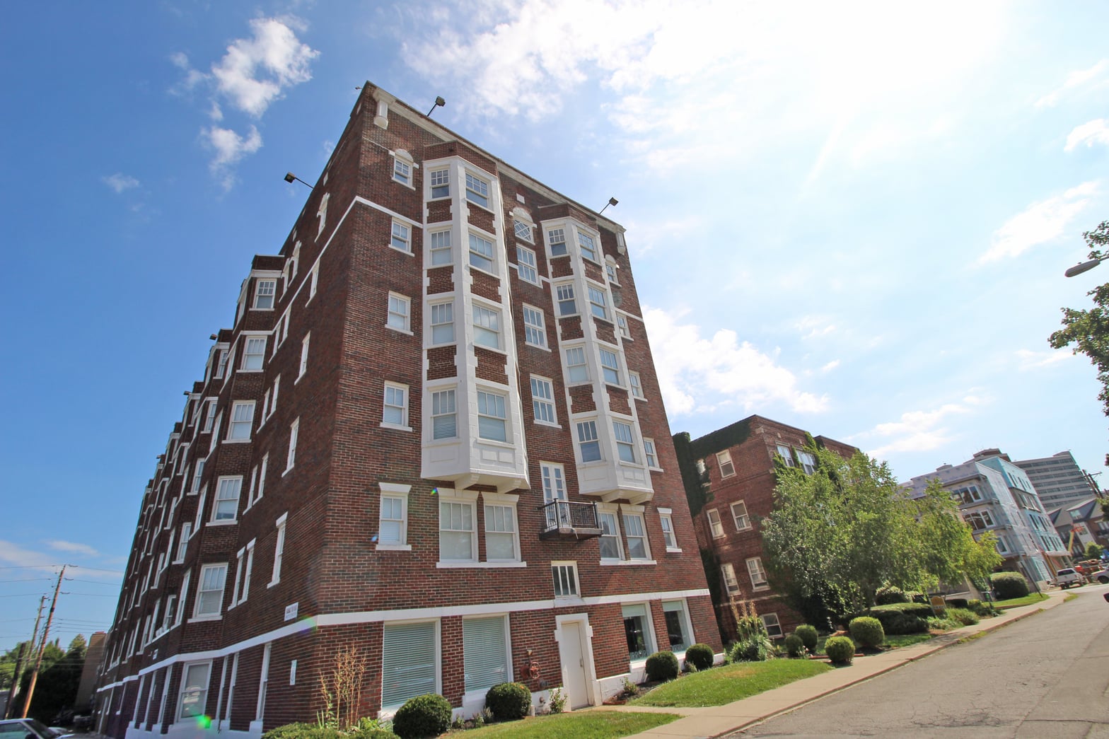 Photo of 230 E 9th Street, Indianapolis, IN