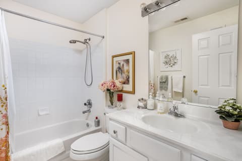 Photo of 932 Lenox Lane, Carmel, IN