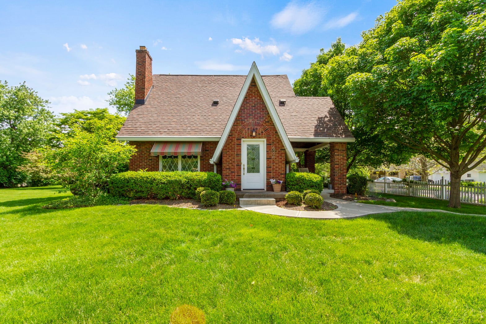 Photo of 6595 Madison Avenue, Indianapolis, IN