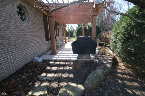Outdoor living area at 10124 Basalt Court, Noblesville, IN