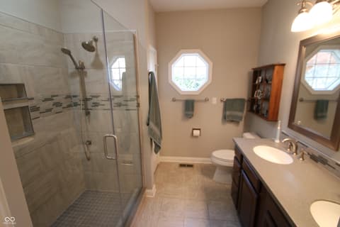 Primary bathroom at 10124 Basalt Court, Noblesville, IN