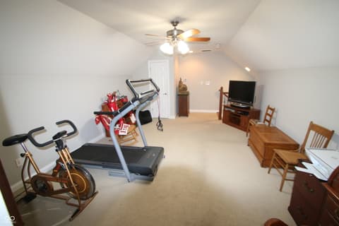 Bonus room at 10124 Basalt Court, Noblesville, IN