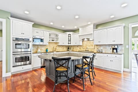 Photo of 13051 Airhart Boulevard, Carmel, IN