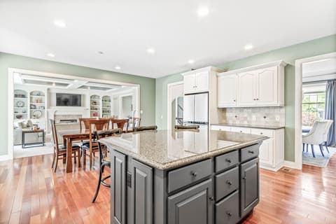 Photo of 13051 Airhart Boulevard, Carmel, IN