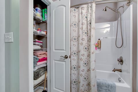 Photo of 9732 Highpoint Ridge Drive, Fishers, IN