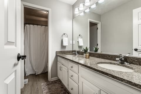 Photo of 14371 Jeffrey Court, Carmel, IN