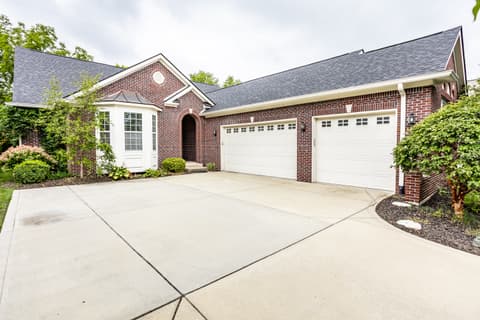 15434 Mission Hills Drive