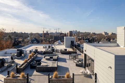 Photo of 319 E 16th Street, Indianapolis, IN