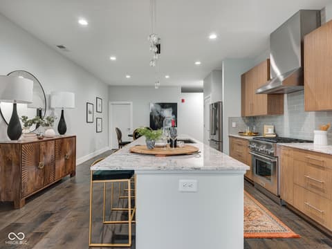 Photo of 319 E 16th Street, Indianapolis, IN