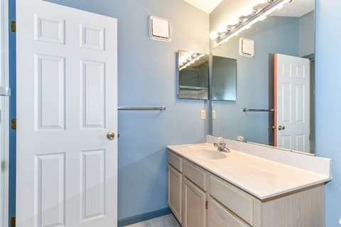 Photo of 1055 Timber Creek Drive, Carmel, IN