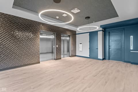 Foyer at 1155 S Rangeline Road, Carmel, IN