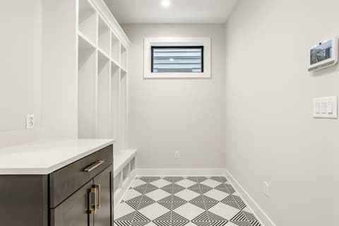 Photo of 505 S East Street, Indianapolis, IN