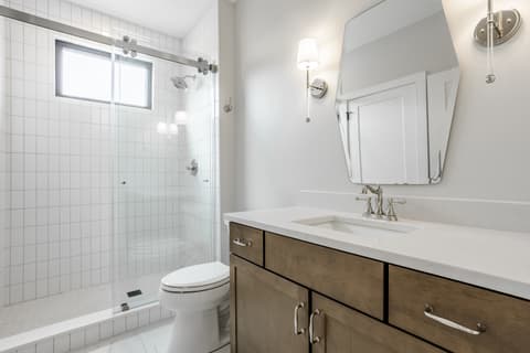 Photo of 505 S East Street, Indianapolis, IN