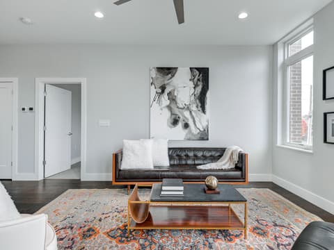 Photo of 319 E 16th Street, Indianapolis, IN