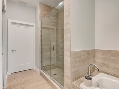 Photo of 319 E 16th Street, Indianapolis, IN