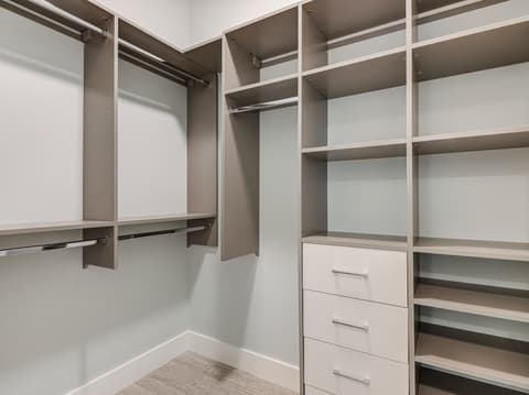 Photo of 319 E 16th Street, Indianapolis, IN
