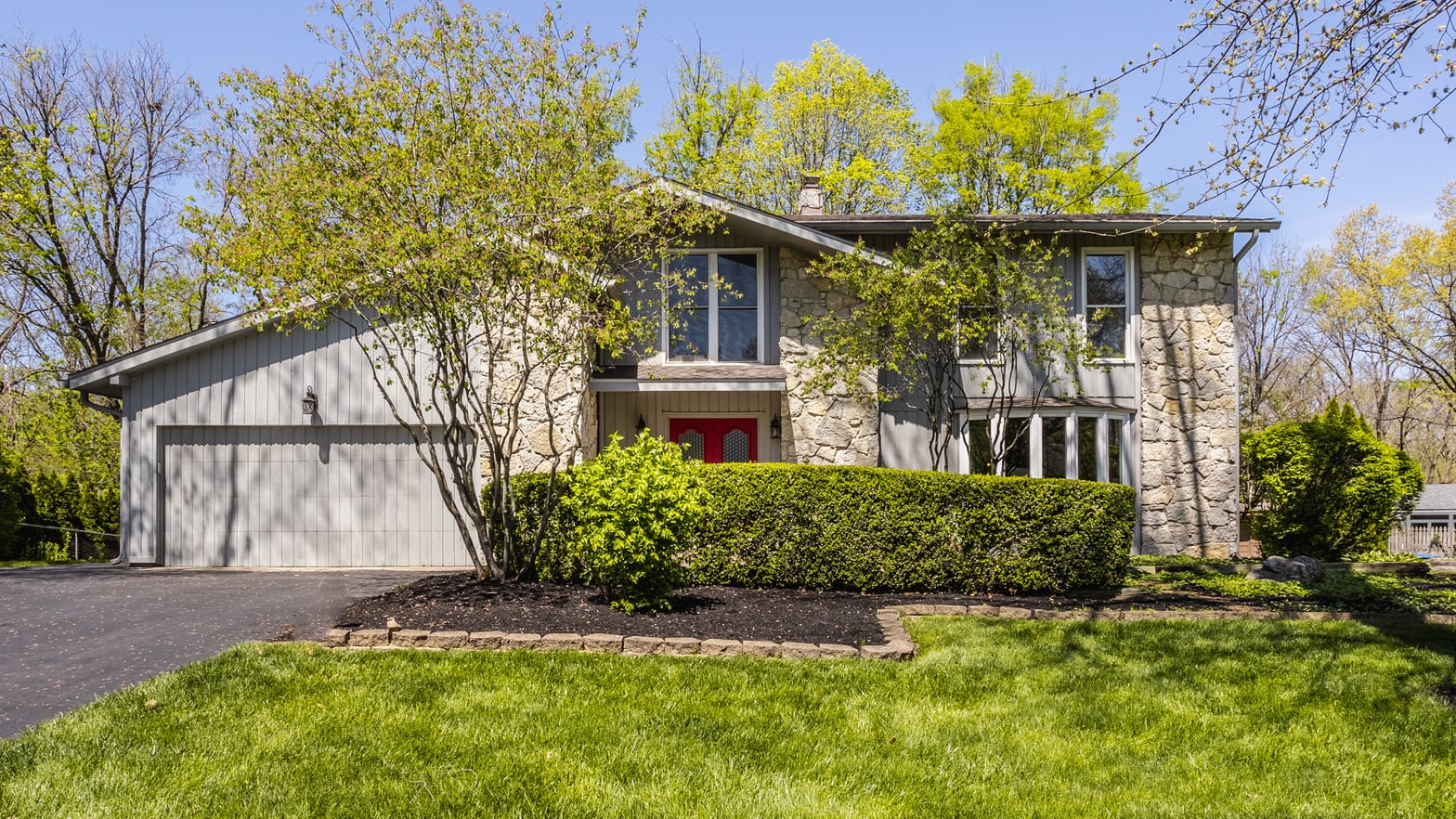 Photo of 1416 Lawrence Road, Carmel, IN