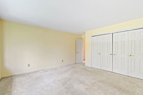 Photo of 885 Sugarbush Ridge, Zionsville, IN