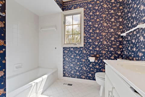 Photo of 885 Sugarbush Ridge, Zionsville, IN