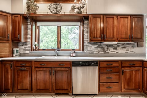 Photo of 1530 Woodlake Court, Carmel, IN