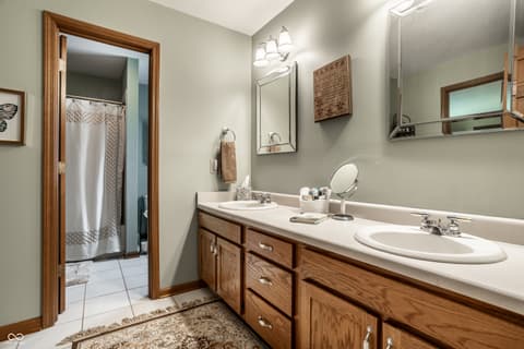 Photo of 1530 Woodlake Court, Carmel, IN