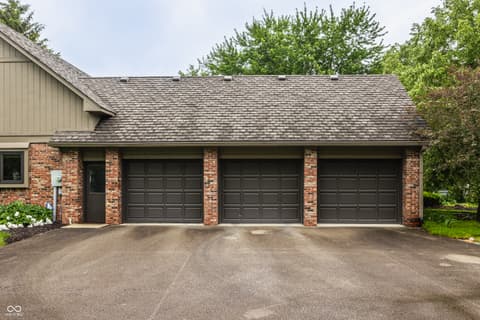 Photo of 1530 Woodlake Court, Carmel, IN