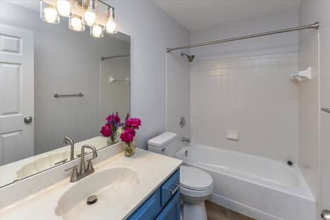 Photo of 12570 Timber Creek Drive, Carmel, IN