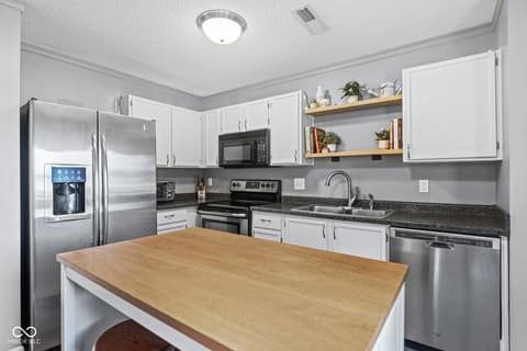 Photo of 14703 Fawn Hollow Lane, Noblesville, IN
