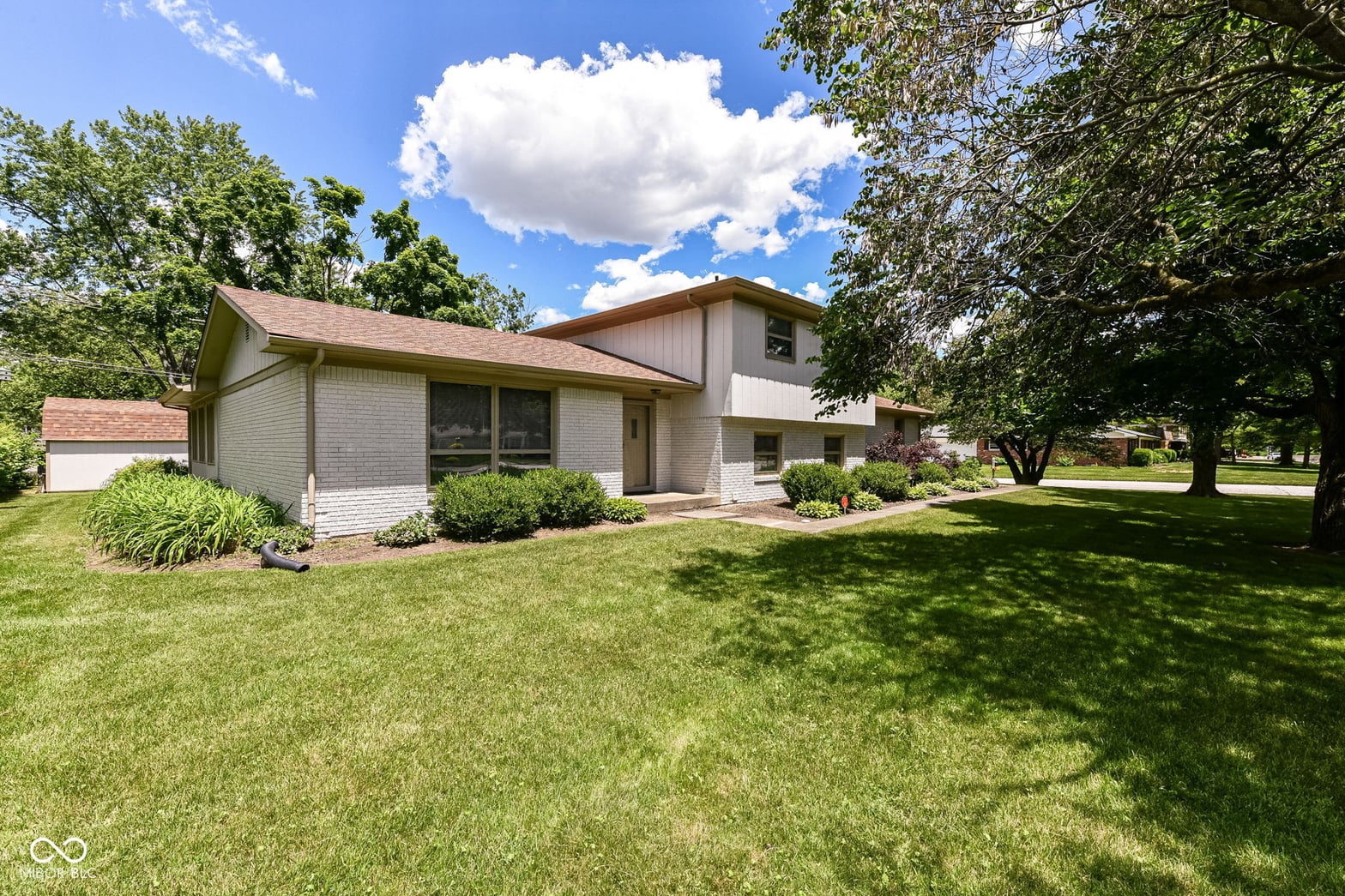 Photo of 12 Bexhill Drive, Carmel, IN