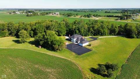 Photo of 3917 N 525 W, Fairland, IN