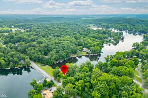 Photo of 409 W Lakeview Drive, Nineveh, IN