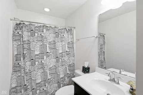 Photo of 12116 Westmorland Drive, Fishers, IN