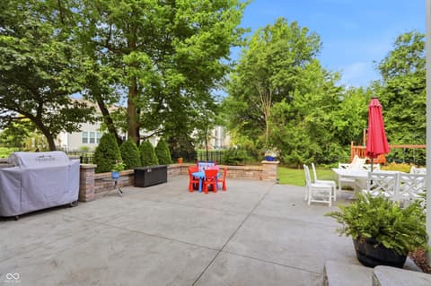Photo of 12116 Westmorland Drive, Fishers, IN