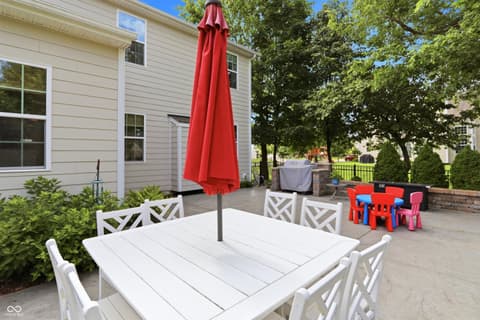 Photo of 12116 Westmorland Drive, Fishers, IN