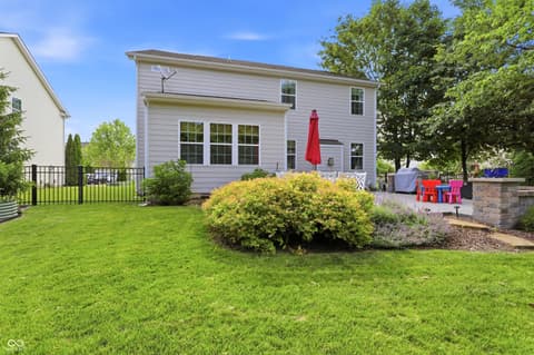 Photo of 12116 Westmorland Drive, Fishers, IN
