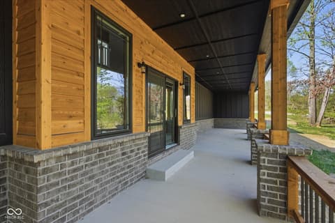 Photo of 2101 N Wolf Cove, Martinsville, IN