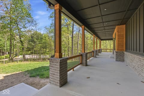 Photo of 2101 N Wolf Cove, Martinsville, IN
