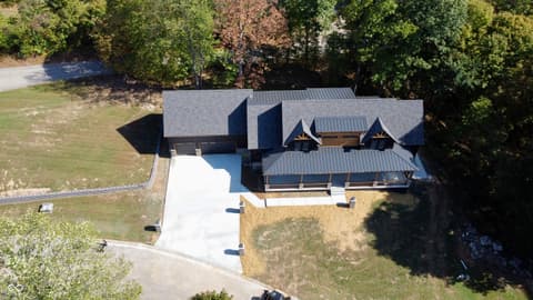 Photo of 2101 N Wolf Cove, Martinsville, IN