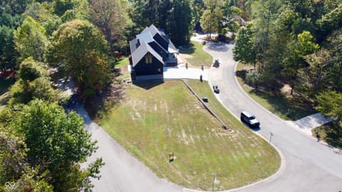 Photo of 2101 N Wolf Cove, Martinsville, IN