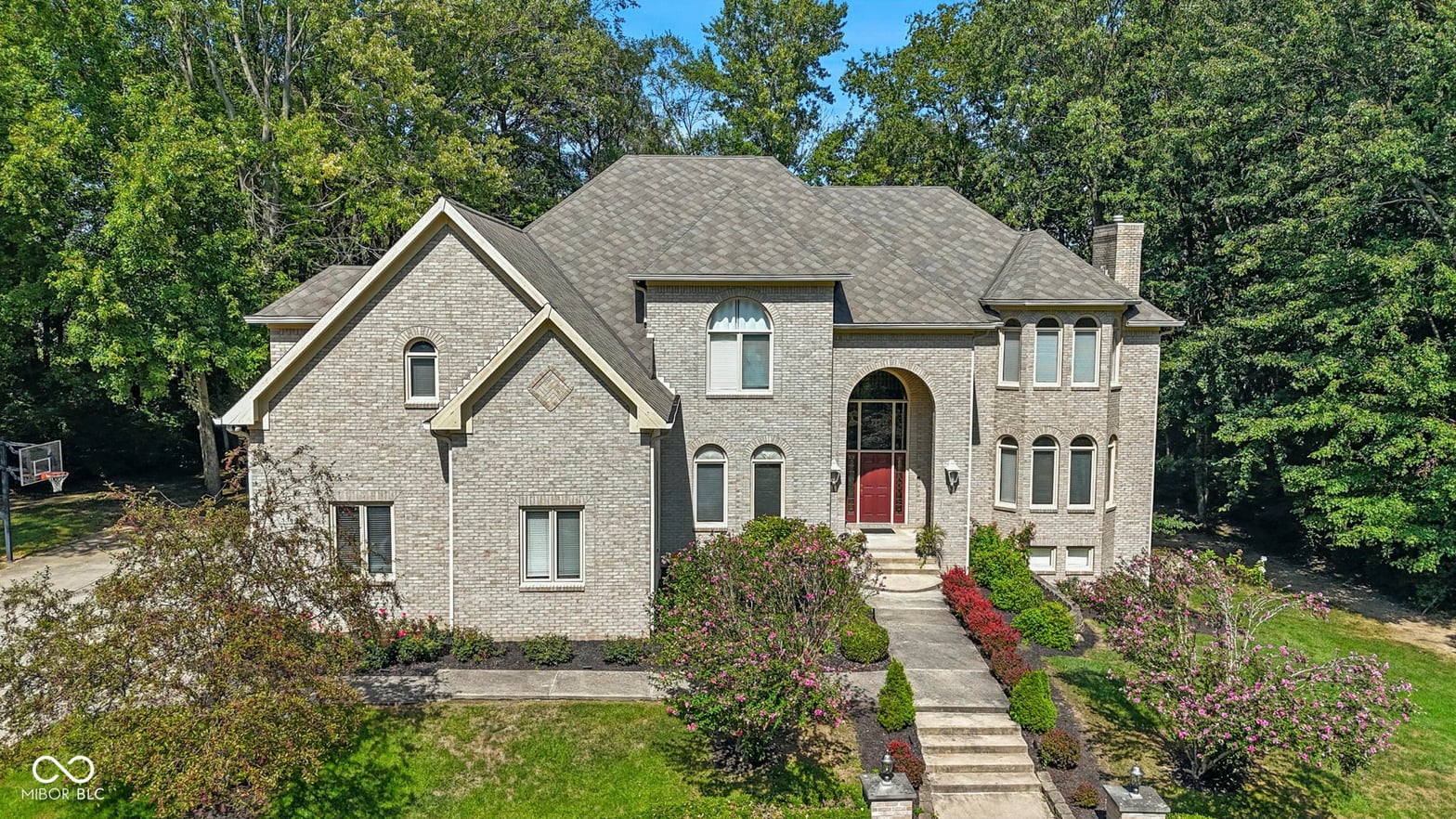 Front exterior at 5300 W Autumn Springs Court, Muncie, IN