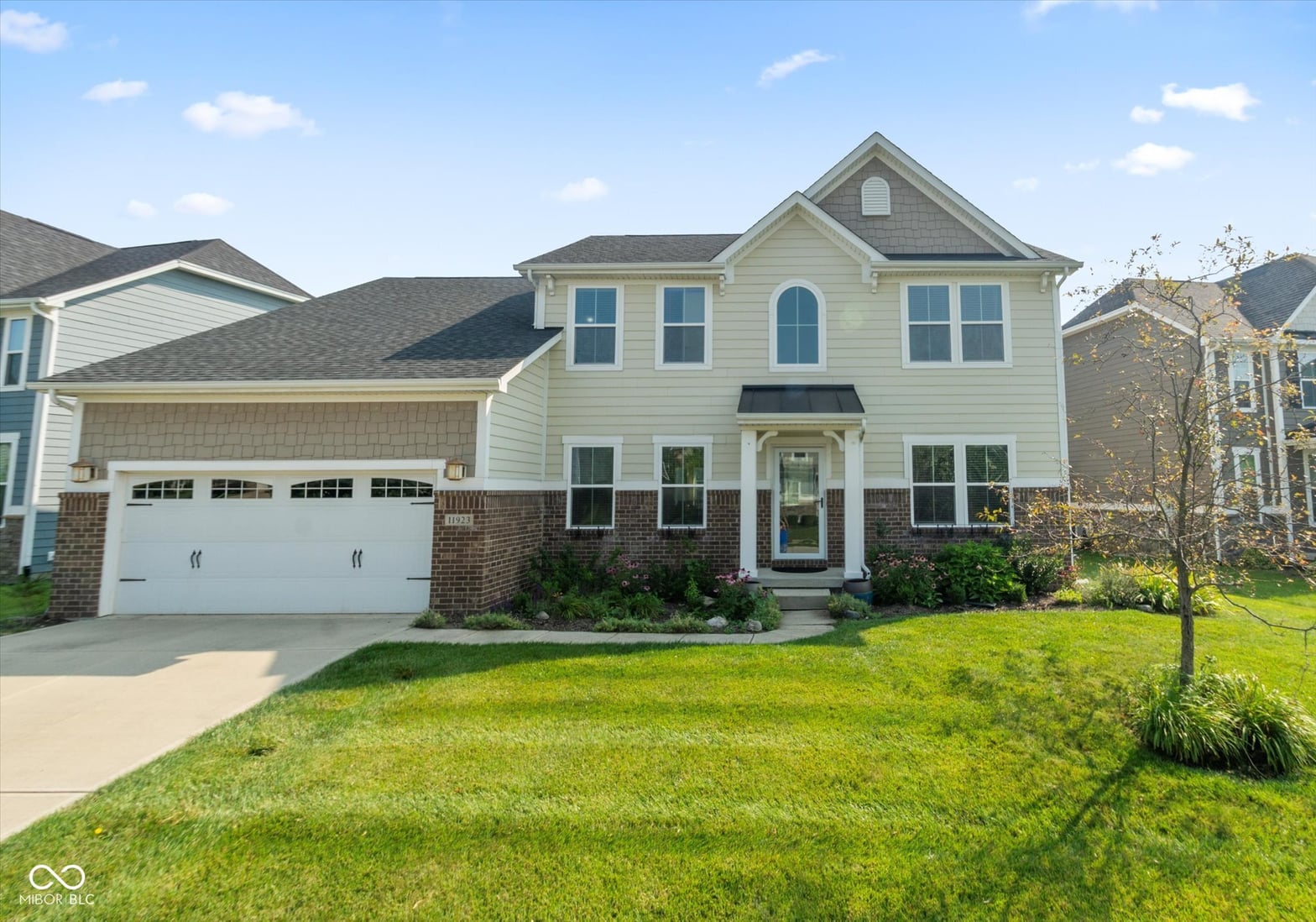 Photo of 11923 Mannings Pass, Zionsville, IN