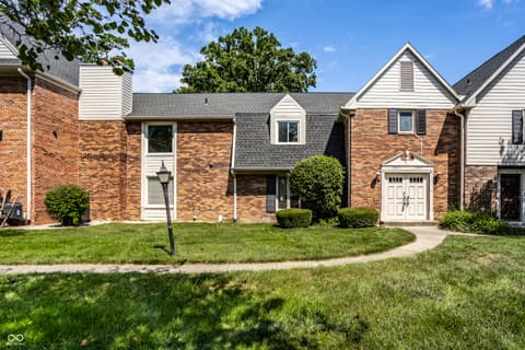 2826 Lake Forest Drive