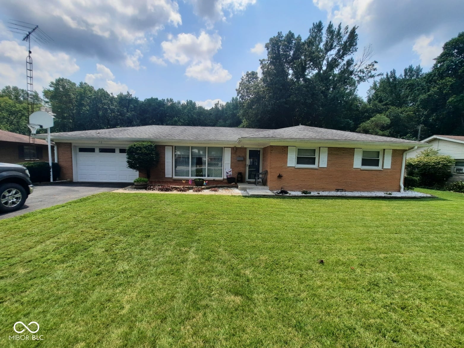 Photo of 208 South Street, North Vernon, IN