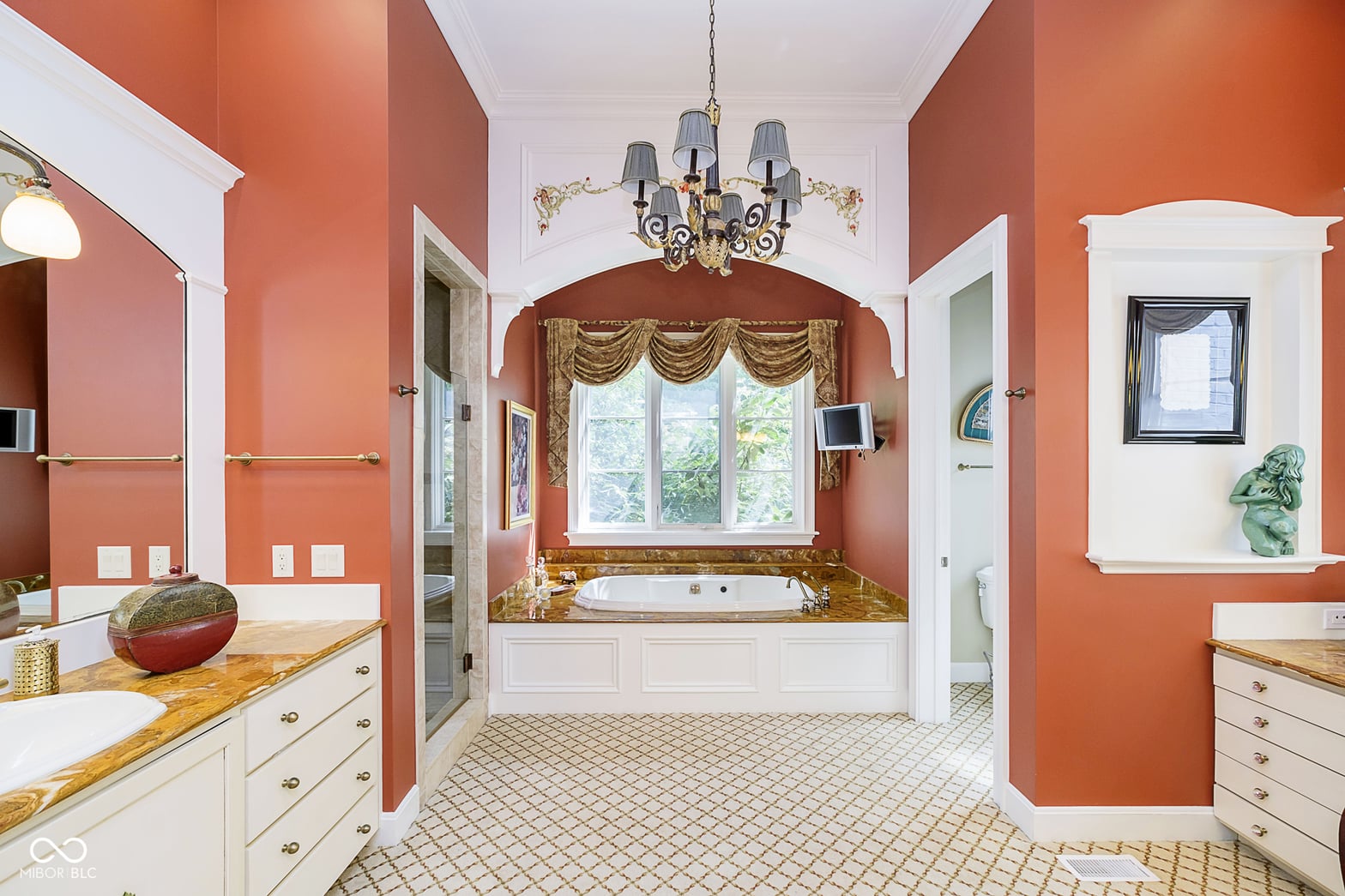 Primary bathroom at 8358 Hidden Point Drive, Indianapolis, IN
