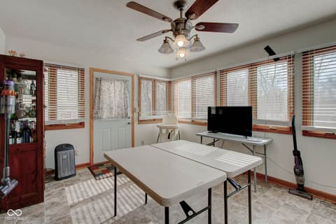 Bonus room at 303 Wellington Overlook, Noblesville, IN